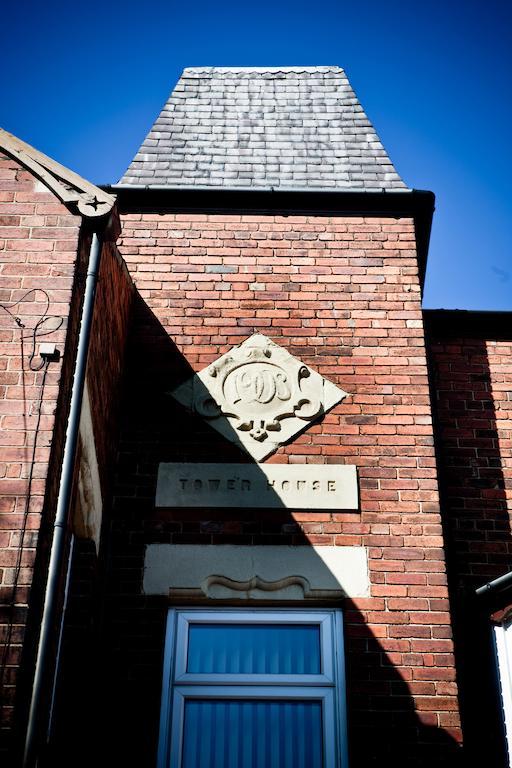 Tower House Executive Guest House Pontefract Buitenkant foto