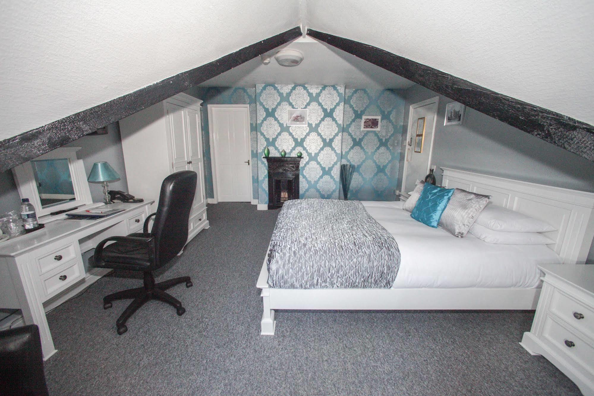 Tower House Executive Guest House Pontefract Buitenkant foto
